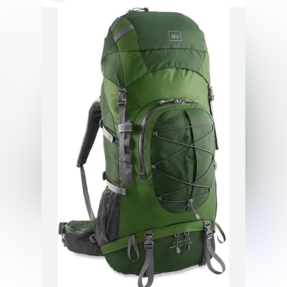 REI Green Backpack with Adjustable Suspension and High Capacity